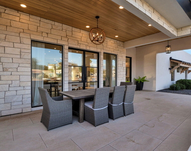 11842 N Miller Road - Photo Thumbnail 10