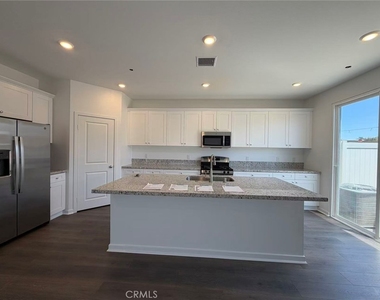 29298 Victoria Beach Boulevard - Photo Thumbnail 4