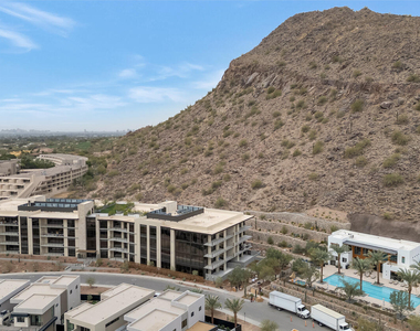 5000 N Camelback Ridge Road - Photo Thumbnail 33