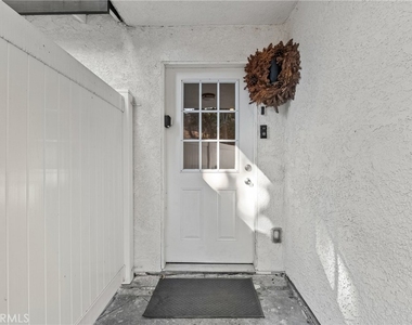7057 Middlesbury Ridge Circle - Photo Thumbnail 3