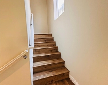 9315 Burnet Avenue - Photo Thumbnail 30