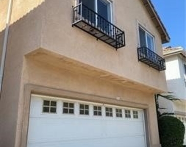 9315 Burnet Avenue - Photo Thumbnail 16