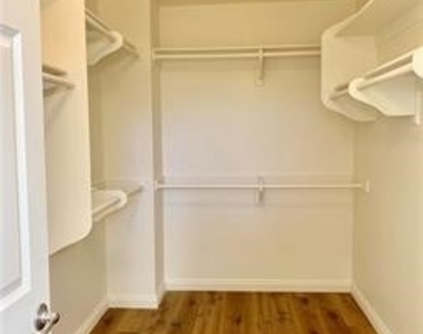 9315 Burnet Avenue - Photo Thumbnail 11