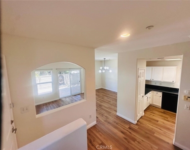 9315 Burnet Avenue - Photo Thumbnail 21