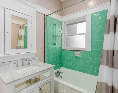 107 N Columbus Avenue - Photo Thumbnail 8