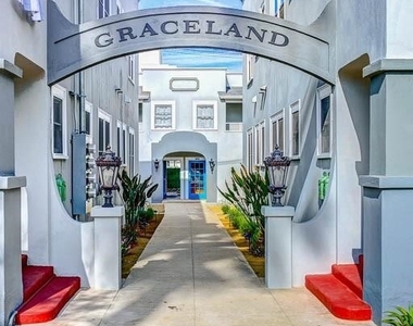 107 N Columbus Avenue - Photo Thumbnail 12