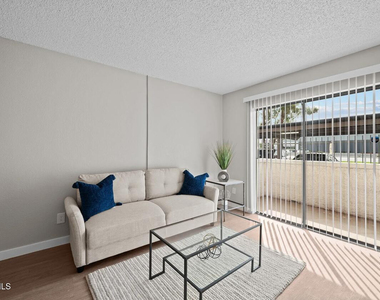 4620 W Mcdowell Road - Photo Thumbnail 1