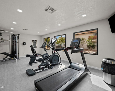 4620 W Mcdowell Road - Photo Thumbnail 13