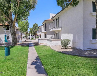 4620 W Mcdowell Road - Photo Thumbnail 9