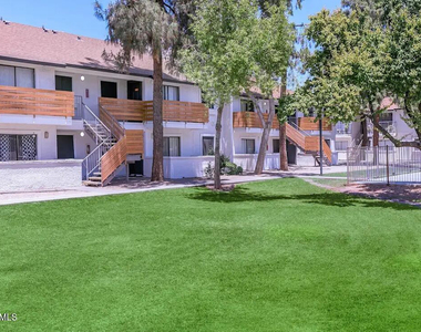 4620 W Mcdowell Road - Photo Thumbnail 14