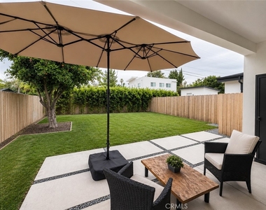 7717 Jamieson Avenue - Photo Thumbnail 16