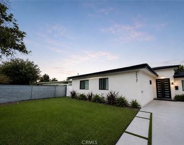 7717 Jamieson Avenue - Photo Thumbnail 1