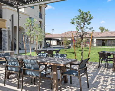 5885 S 32nd Street - Photo Thumbnail 30