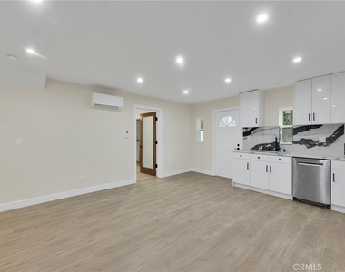4532 Ensenada - Photo Thumbnail 9