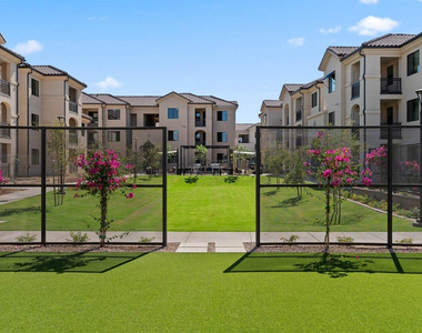 5885 S 32nd Street - Photo Thumbnail 21
