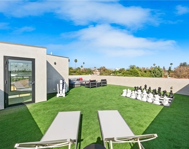 716 N Fuller - Photo Thumbnail 25