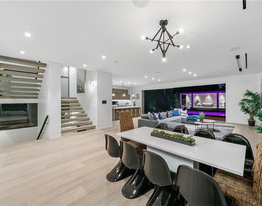 716 N Fuller - Photo Thumbnail 4