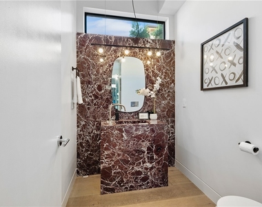 716 N Fuller - Photo Thumbnail 15