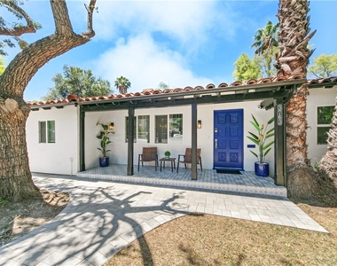 3763 Lankershim Boulevard - Photo Thumbnail 3