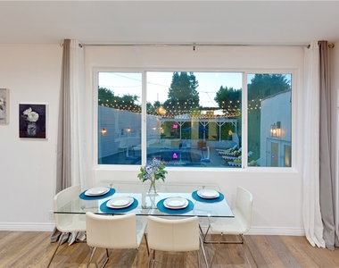 3763 Lankershim Boulevard - Photo Thumbnail 9