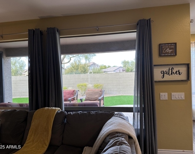 3316 W Sousa Drive - Photo Thumbnail 12