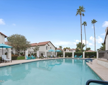 11011 N 92nd Street - Photo Thumbnail 29