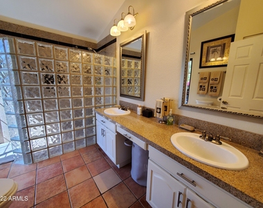 11011 N 92nd Street - Photo Thumbnail 19