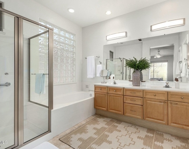 6584 E Shooting Star Way - Photo Thumbnail 15