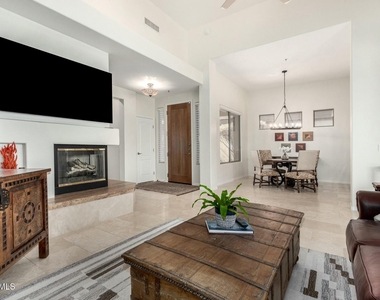 6584 E Shooting Star Way - Photo Thumbnail 4