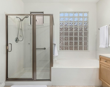 6584 E Shooting Star Way - Photo Thumbnail 16