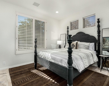 6584 E Shooting Star Way - Photo Thumbnail 21