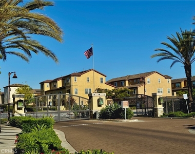 10522 Poinsettia Ln - Photo Thumbnail 42