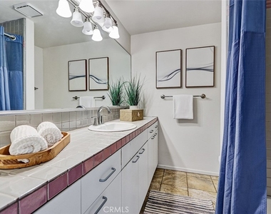 867 Aubrey Court - Photo Thumbnail 8