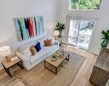 867 Aubrey Court - Photo Thumbnail 17