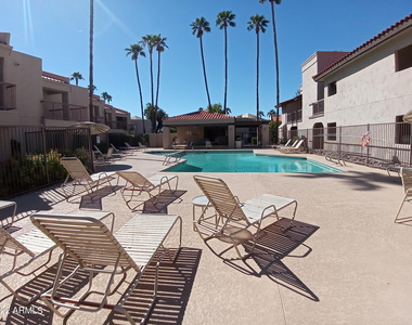 9465 N 92nd Street - Photo Thumbnail 23