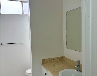 545 Chestnut - Photo Thumbnail 8