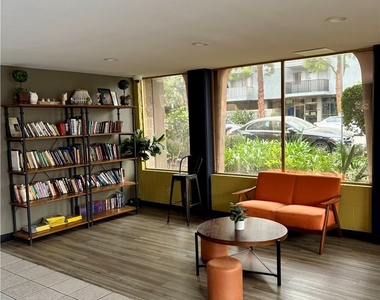 545 Chestnut - Photo Thumbnail 15