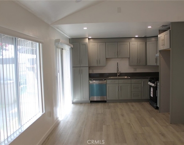 2316 Cravath Court - Photo Thumbnail 1