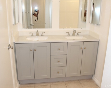 2316 Cravath Court - Photo Thumbnail 11