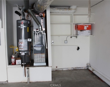 2316 Cravath Court - Photo Thumbnail 15