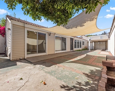 1552 Club Drive - Photo Thumbnail 8