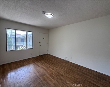4581 Finley - Photo Thumbnail 3