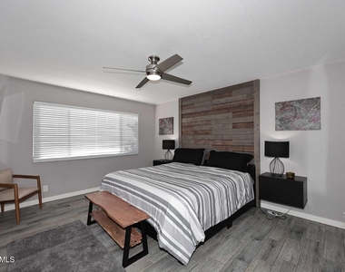 4701 N 68th Street - Photo Thumbnail 7