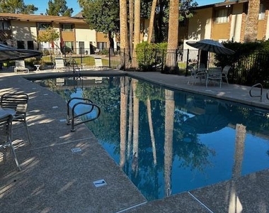 4701 N 68th Street - Photo Thumbnail 23