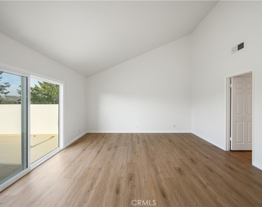 738 S Fairway Lane - Photo Thumbnail 24
