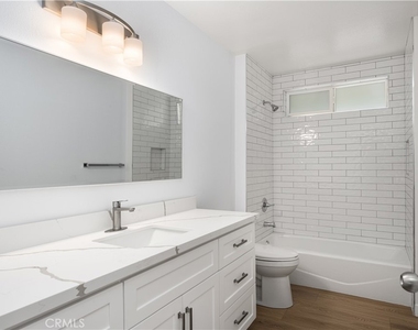 738 S Fairway Lane - Photo Thumbnail 19