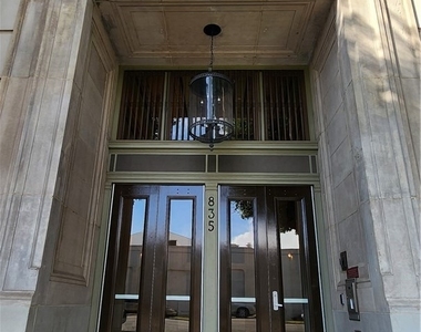 835 Locust Avenue - Photo Thumbnail 7