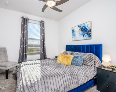 20580 N Confetti Court - Photo Thumbnail 9