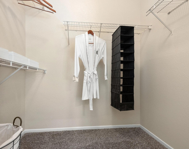 3625 E Ray Road - Photo Thumbnail 7