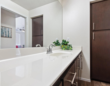 3625 E Ray Road - Photo Thumbnail 10